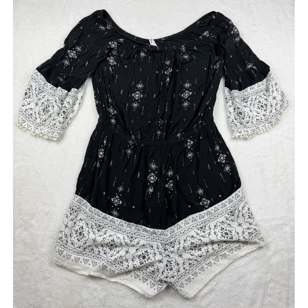 Mudd Women Romper Large Black White Border Print Pom Pom Trim Elastic Waist
